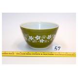 Vintage Pyrex Spring Blossom Green 1 1/2 Pt