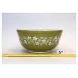 Vintage Pyrex Spring Blossom Green 2 1/2 Qt