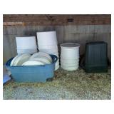 Group lot of large round plastic tubs w/ lids & a