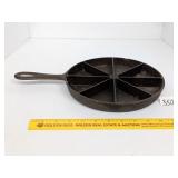 Cast Iron Cornbread Skillet