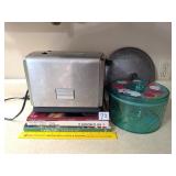 Frigidaire toaster, untested; cookbooks, Pioneer