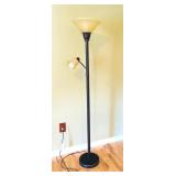 Electric Floor Lamp - has (2) Lights - does work