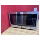 Kenmore Microwave - does work - Located in