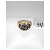 10K Gold & Diamond Ring 6.1g Total Ring Weight -