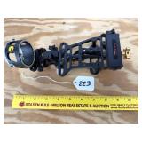 React Technology single dot adjustable bow site