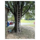 24 Ft Fiberglass Extension Ladder