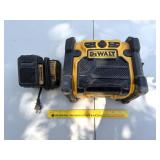Dewalt Worksite Radio; comes w/ charger & battery