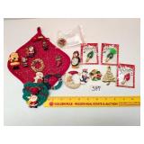 Group lot of Christmas Pins        Located in
