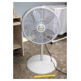 Lasko Adjustable Oscillating Pedestal Fan, works