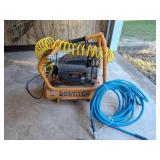 Bostitch 4.5 Gallon 1.5 HP Air Compressor
