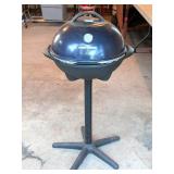 George Foreman Electric Grill        Located in