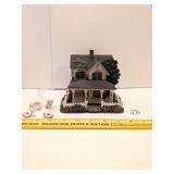 Hawthorne Village Thomas Kinkaide resin house w/