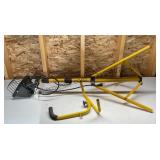 Work Light on Tripod