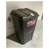 Rubbermaid 45 Gal. Garbage Can
