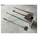Long Handled Tools Lot 4