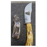 (1) 5.5" Eagle Knife,(1) 3" Wolf Head Handle Knife