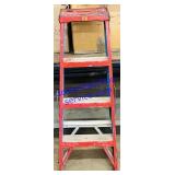 4 ft Step Ladder