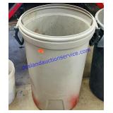 Poly Trash Can