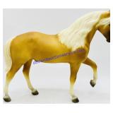 Breyer Traditional Tesoro