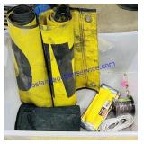 2 Wide Load Banners & Tools