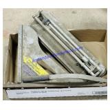 Vinyl & Ceramic Tile Cutters