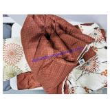 King 2-Sided Comforter with Throw Pillow