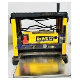 DeWalt DW733 12 1/2" Planer