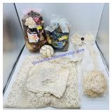 Potpourri, Doilies, Spanish Moss