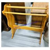 Wooden Quilt Rack 31x28x12"