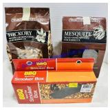 Hickory and Mesquite Wood Smoking Chips with