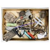 Lot of Vintage Kitchen Utensils