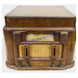 Antique Wooden Silverton "Radionet" Radio &