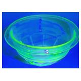 Anchor Hocking Uranium Glass Bowl