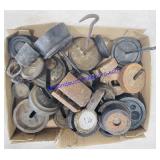 Vintage Scale Weights