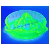 Anchor Hocking Uranium Glass Juicer