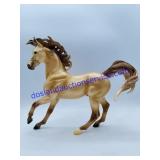 Breyer Traditional "Breyerfest 2011 Spun Gold