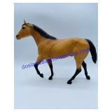 Breyer Traditional "Buckskin QHS"