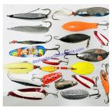 18 Fishing Lures