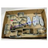 Metal Mounting Brackets & Pulleys