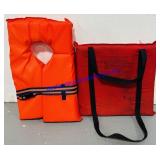 2 Floatation Devices