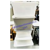 Lot of 5 Mixed Totes w/ Lids