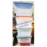 Lot of 5 Mixed Totes w/ Lids