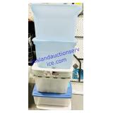 6 Mixed Medium Sized Totes w/ Lids