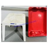 Plastic Table & Oil Pan