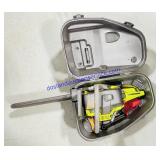 Plan Chainsaw in Plastic Case