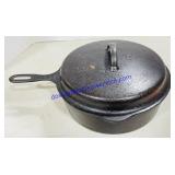 Vintage Cast Iron 10.5 Frying Pan with Lid