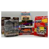 Johnny Lightning ï¿½Barn Findsï¿½ Ertl ï¿½50 Ford
