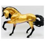 Breyer Traditional Tesoro De Oro
