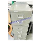 Metal Filing Cabinet 28x15x41'