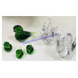 Vintage Clear Art Glass Swans & Green Art Glass